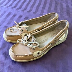 Sperry Two-Tone Tan and Cream Leather Moccasin Boat Shoes for Women